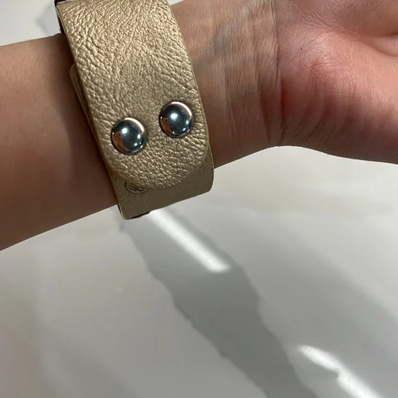 Wrap bracelet - Picture 7 of 8